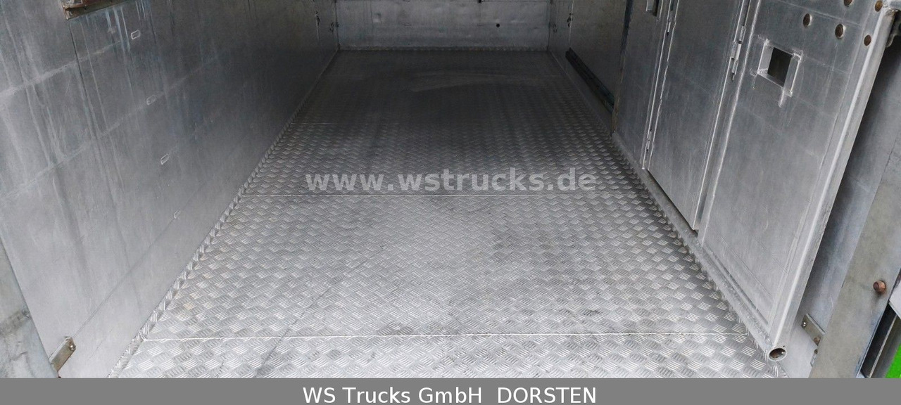 Прицеп для перевозки животных Schlögl Viehanhänger 3.500kg: фото 9 Прицеп для перевозки животных Schlögl Viehanhänger 3.500kg: фото 9