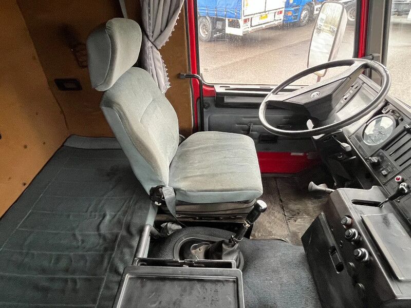 Тягач Scania R142-V8 - Spring/Spring - NO rust - 40.968: фото 8