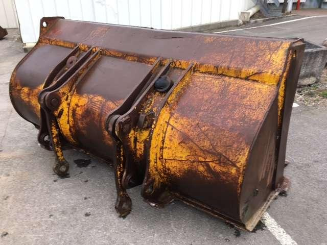 2500mm - Ковш для погрузчика: фото 2 2500mm - Ковш для погрузчика: фото 2