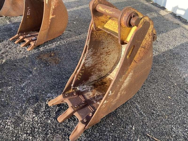 CATERPILLAR 420mm - Ковш для экскаватора: фото 1 CATERPILLAR 420mm - Ковш для экскаватора: фото 1