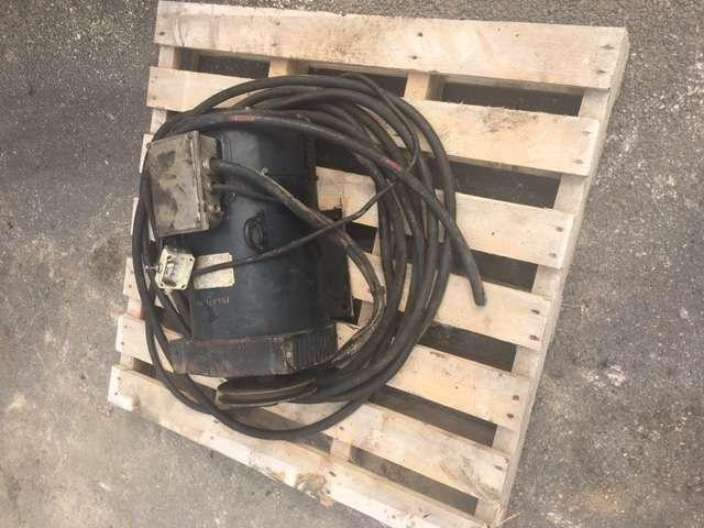 LEROY SOMER Génératrice Electroaimant - MS 1322 M32 - Строительное оборудование: фото 1 LEROY SOMER Génératrice Electroaimant - MS 1322 M32 - Строительное оборудование: фото 1