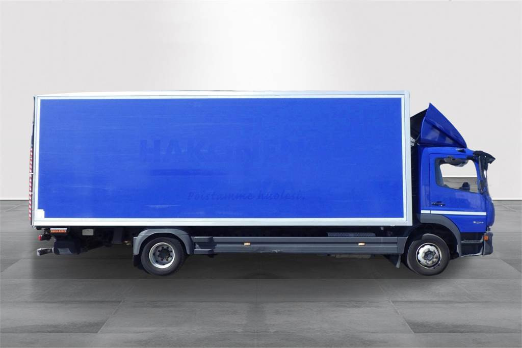 Mercedes-Benz ATEGO 1524 L - Грузовик с закрытым кузовом: фото 4 Mercedes-Benz ATEGO 1524 L - Грузовик с закрытым кузовом: фото 4