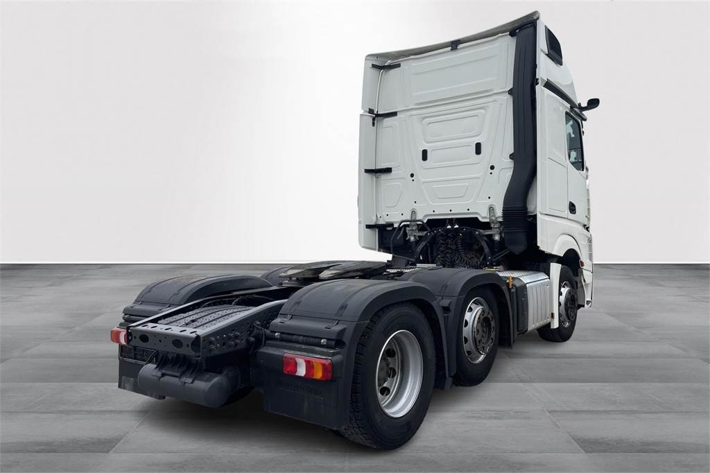 Mercedes-Benz ACTROS ACTROS 2551LS 6x2/4 Väliteli - Тягач: фото 4 Mercedes-Benz ACTROS ACTROS 2551LS 6x2/4 Väliteli - Тягач: фото 4