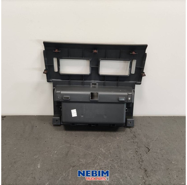 Volvo Volvo - 20722673 - Afdekpaneel - Запчасти для Грузовиков: фото 2 Volvo Volvo - 20722673 - Afdekpaneel - Запчасти для Грузовиков: фото 2