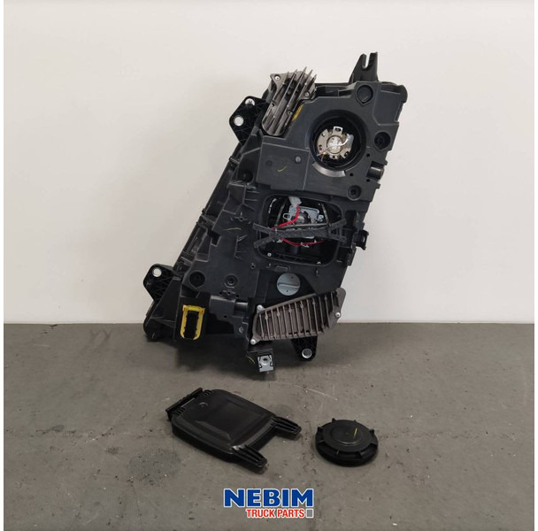 Volvo Volvo - 22239248 - Koplamp rechts FH16 Bi Xenon - Запчасти для Грузовиков: фото 3 Volvo Volvo - 22239248 - Koplamp rechts FH16 Bi Xenon - Запчасти для Грузовиков: фото 3