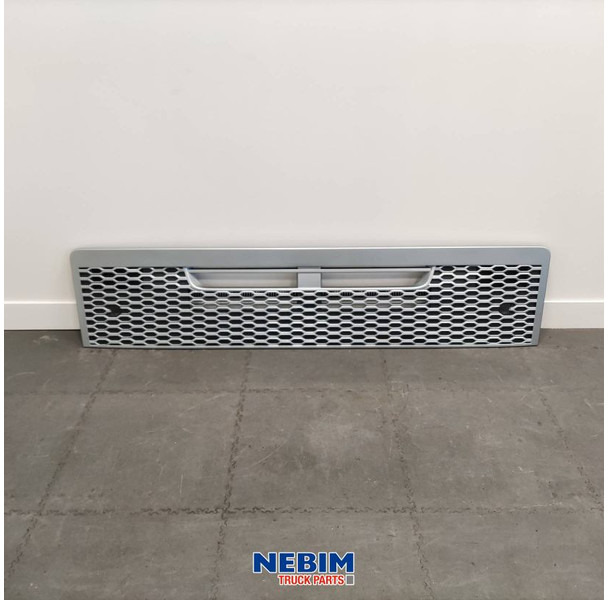 Volvo Volvo - 84033230 - Frontgrille FH16 - Запчасти для Грузовиков: фото 1 Volvo Volvo - 84033230 - Frontgrille FH16 - Запчасти для Грузовиков: фото 1