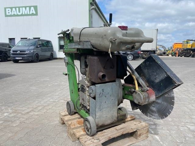 Lissmac FS-16 D/I (12005321) - Строительная техника: фото 4 Lissmac FS-16 D/I (12005321) - Строительная техника: фото 4