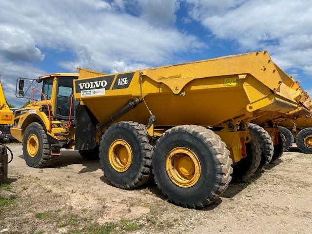 Volvo A 25 G MIETE / RENTAL (12001045) - Сочленённый самосвал: фото 2 Volvo A 25 G MIETE / RENTAL (12001045) - Сочленённый самосвал: фото 2