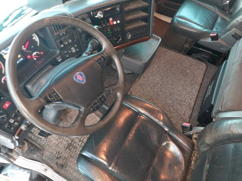 Scania R 560 - Грузовик бортовой/ Платформа: фото 5 Scania R 560 - Грузовик бортовой/ Платформа: фото 5