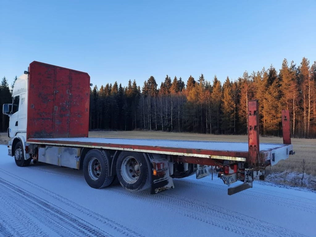 Scania R 560 - Грузовик бортовой/ Платформа: фото 3 Scania R 560 - Грузовик бортовой/ Платформа: фото 3