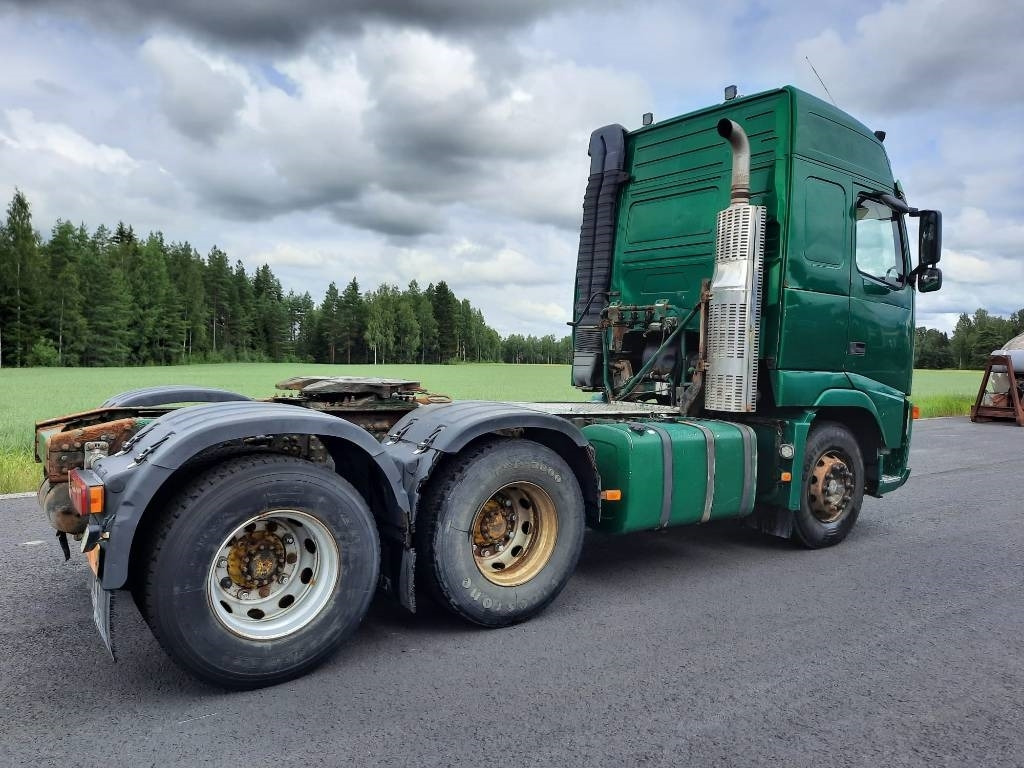 Volvo FH12 460 - Тягач: фото 4 Volvo FH12 460 - Тягач: фото 4