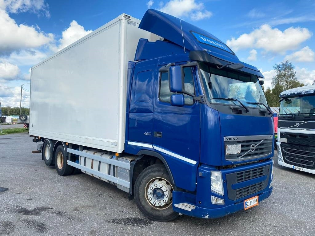 Volvo FH 13 460 - Грузовик с закрытым кузовом: фото 2 Volvo FH 13 460 - Грузовик с закрытым кузовом: фото 2