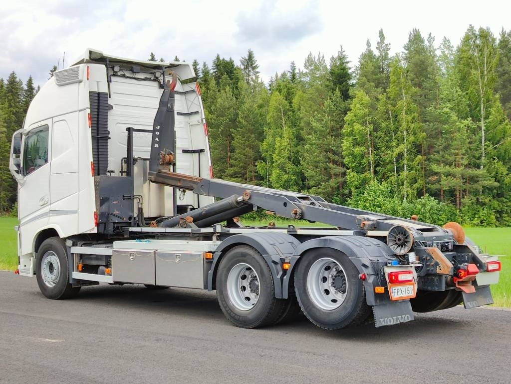Volvo FH 540 - Крюковой мультилифт: фото 4 Volvo FH 540 - Крюковой мультилифт: фото 4