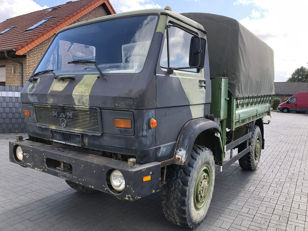 MAN 8.136 4X4 - Тентованный фургон: фото 1 MAN 8.136 4X4 - Тентованный фургон: фото 1