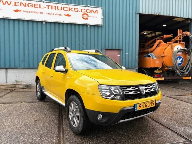 Dacia Duster 1.5DCI 4x4 MINI MPV (6 GEARS MANUAL GEARBOX / AIRCONDITIONING / CRUISE CONTROL / ETC.) - Легковой автомобиль: фото 2 Dacia Duster 1.5DCI 4x4 MINI MPV (6 GEARS MANUAL GEARBOX / AIRCONDITIONING / CRUISE CONTROL / ETC.) - Легковой автомобиль: фото 2