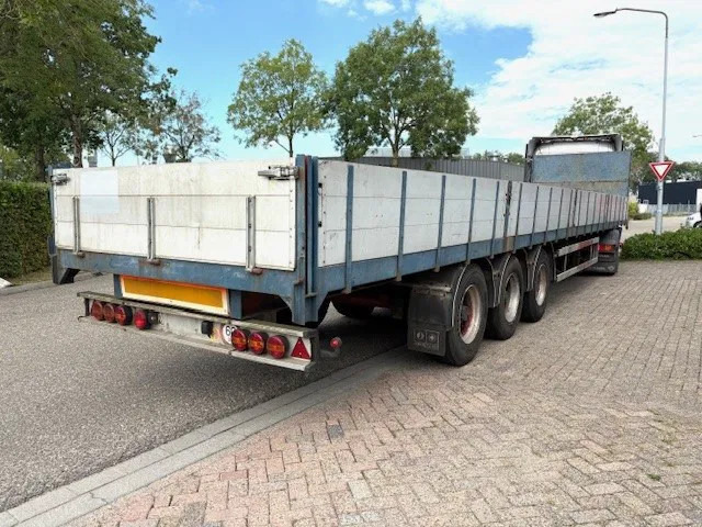 LAG 0-3-39-L 3-AXLE 13.60M. OPEN TRAILER WITH ALUMINIUM SIDE BORDS (FULL STEEL CHASSIS / DRUM BRAKES / ABS-BRAKE SYSTEM / WOODEN FLO - Полуприцеп бортовой/ Платформа: фото 3 LAG 0-3-39-L 3-AXLE 13.60M. OPEN TRAILER WITH ALUMINIUM SIDE BORDS (FULL STEEL CHASSIS / DRUM BRAKES / ABS-BRAKE SYSTEM / WOODEN FLO - Полуприцеп бортовой/ Платформа: фото 3