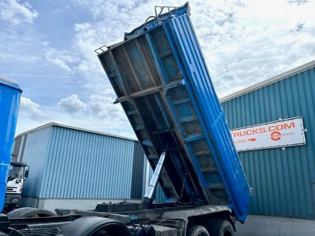 Самосвал MAN 41.464 F2000 8X4 FULL STEEL KIPPER (EURO 2 / ZF16 MANUAL GEARBOX / ZF-INTARDER / FULL STEEL SUSPENSION / REDUCTION AXLES): фото 12 Самосвал MAN 41.464 F2000 8X4 FULL STEEL KIPPER (EURO 2 / ZF16 MANUAL GEARBOX / ZF-INTARDER / FULL STEEL SUSPENSION / REDUCTION AXLES): фото 12