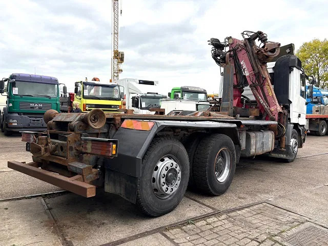 Mercedes-Benz Actros 2540 L 6x2 MP1 WITH V-CRANE & HOOK-ARM SYSTEM (EPS WITH CLUTCH (3 PEDALS) / REDUCTION AXLE / STEEL-/AIR SUSPENSION / P.T. - Крюковой мультилифт, Автоманипулятор: фото 3 Mercedes-Benz Actros 2540 L 6x2 MP1 WITH V-CRANE & HOOK-ARM SYSTEM (EPS WITH CLUTCH (3 PEDALS) / REDUCTION AXLE / STEEL-/AIR SUSPENSION / P.T. - Крюковой мультилифт, Автоманипулятор: фото 3