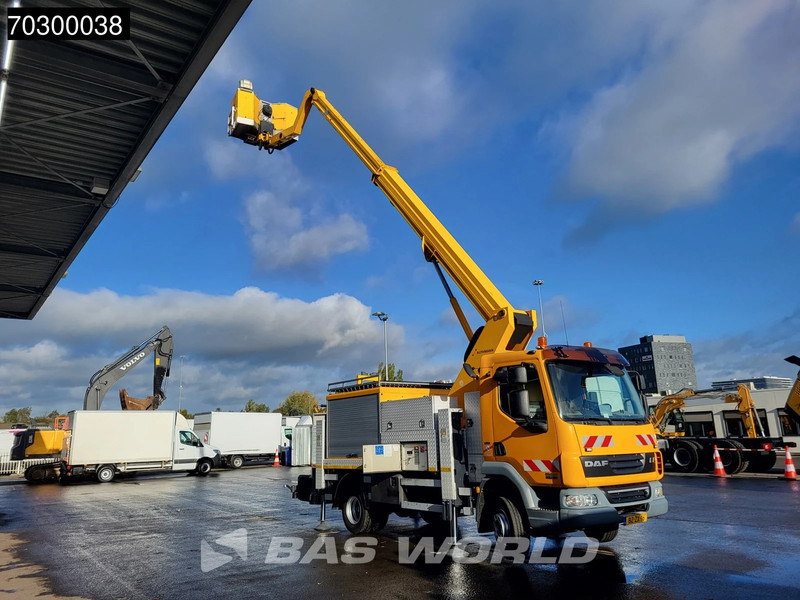 DAF LF45.180 LF 4X2 NL-Truck Ruthmann 18mtr Aerial platform Hubarbeitsbühne Automatic Euro 5 - Автоманипулятор: фото 3 DAF LF45.180 LF 4X2 NL-Truck Ruthmann 18mtr Aerial platform Hubarbeitsbühne Automatic Euro 5 - Автоманипулятор: фото 3