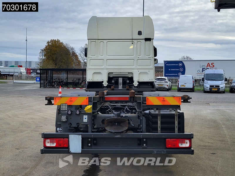 DAF XF 480 6X2 FAN Retarder Lift+Steering Axle Full Air Euro 6 - Грузовик-контейнеровоз/ Сменный кузов: фото 3 DAF XF 480 6X2 FAN Retarder Lift+Steering Axle Full Air Euro 6 - Грузовик-контейнеровоз/ Сменный кузов: фото 3
