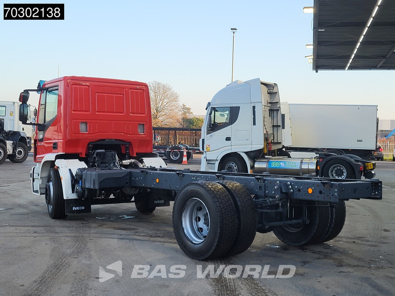 Iveco Eurocargo 180E280 4X2 NEW! 18T chassis 2018 production Euro 6 - Грузовик-шасси: фото 2 Iveco Eurocargo 180E280 4X2 NEW! 18T chassis 2018 production Euro 6 - Грузовик-шасси: фото 2