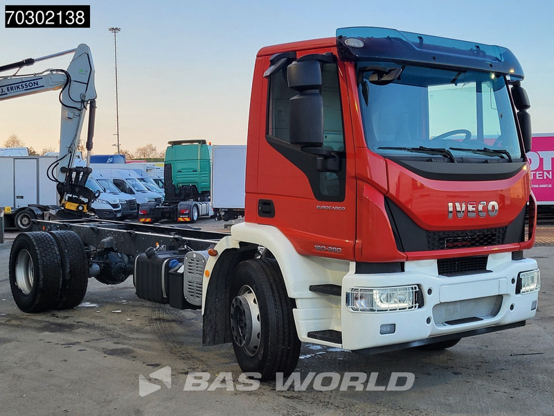 Iveco Eurocargo 180E280 4X2 NEW! 18T chassis 2018 production Euro 6 - Грузовик-шасси: фото 3 Iveco Eurocargo 180E280 4X2 NEW! 18T chassis 2018 production Euro 6 - Грузовик-шасси: фото 3