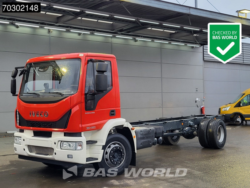 Iveco Eurocargo 180E320 4X2 NEW! 18T chassis 2017 production Euro 6 - Грузовик-шасси: фото 1 Iveco Eurocargo 180E320 4X2 NEW! 18T chassis 2017 production Euro 6 - Грузовик-шасси: фото 1