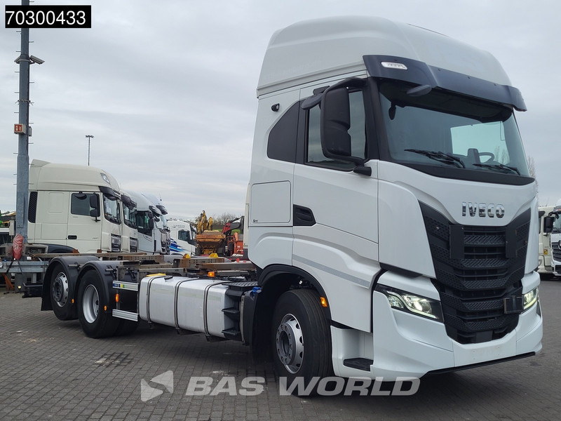 Iveco S-Way 510 6X2 Retarder Full Air Lift Axle BDF Euro 6 - Грузовик-контейнеровоз/ Сменный кузов: фото 3 Iveco S-Way 510 6X2 Retarder Full Air Lift Axle BDF Euro 6 - Грузовик-контейнеровоз/ Сменный кузов: фото 3