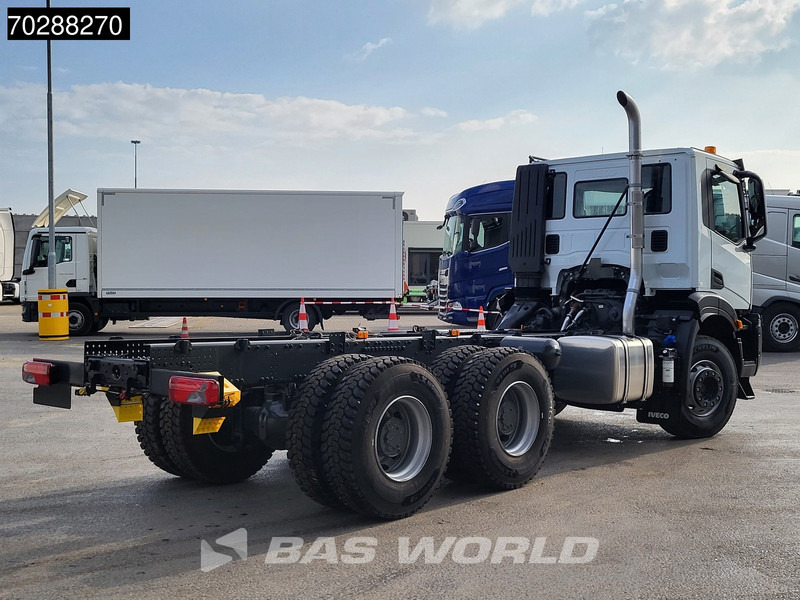 Iveco X-Way 460 6X4 NEW chassis Retarder Big-Axle Full Steel Navi Euro 6 - Грузовик-шасси: фото 5 Iveco X-Way 460 6X4 NEW chassis Retarder Big-Axle Full Steel Navi Euro 6 - Грузовик-шасси: фото 5