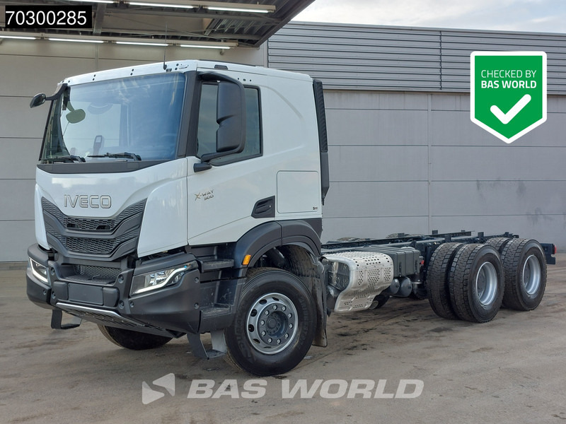 Iveco X-Way 500 X-Way 6X4 NEW 6x4 chassis Sleepercab Rear Air suspension Automatic Euro 6 - Грузовик-шасси: фото 1 Iveco X-Way 500 X-Way 6X4 NEW 6x4 chassis Sleepercab Rear Air suspension Automatic Euro 6 - Грузовик-шасси: фото 1