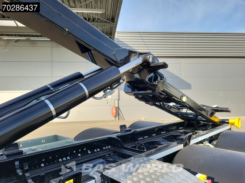 Iveco X-Way 580 6X2 Palfinger PHT20SLD5 Hooklift Lift+steering Axle Automatic Navi ACC LED Euro 6 - Крюковой мультилифт: фото 3 Iveco X-Way 580 6X2 Palfinger PHT20SLD5 Hooklift Lift+steering Axle Automatic Navi ACC LED Euro 6 - Крюковой мультилифт: фото 3