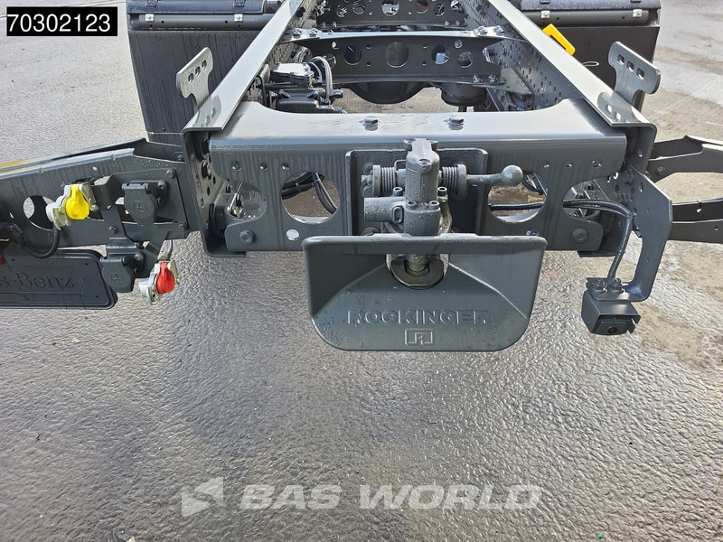 Новый Грузовик-шасси Mercedes-Benz Actros 1827 4X2 NEW 18tons chassis Automatic PPC Cruise control Euro 6: фото 10 Новый Грузовик-шасси Mercedes-Benz Actros 1827 4X2 NEW 18tons chassis Automatic PPC Cruise control Euro 6: фото 10