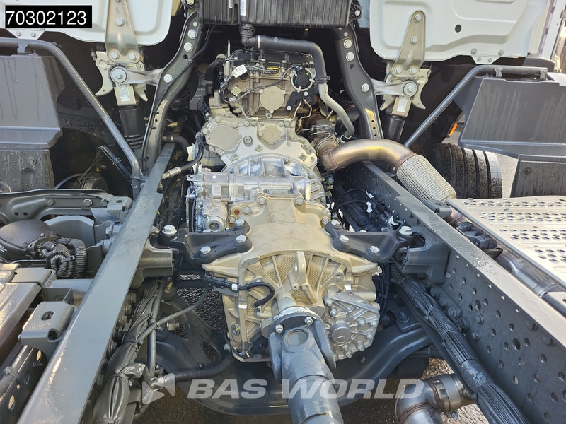 Новый Грузовик-шасси Mercedes-Benz Actros 1827 4X2 NEW 18tons chassis Automatic PPC Cruise control Euro 6: фото 6 Новый Грузовик-шасси Mercedes-Benz Actros 1827 4X2 NEW 18tons chassis Automatic PPC Cruise control Euro 6: фото 6