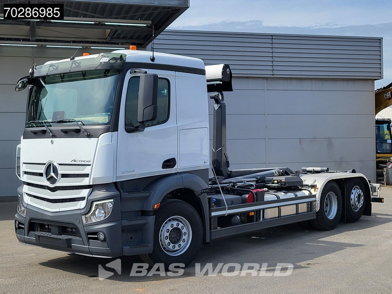 Mercedes-Benz Actros 2745 6X2 NEW! Meiller RS21-70 Abrollkipper Lift-Lenkasche Retarder PPC Navi Automatic - Крюковой мультилифт: фото 3 Mercedes-Benz Actros 2745 6X2 NEW! Meiller RS21-70 Abrollkipper Lift-Lenkasche Retarder PPC Navi Automatic - Крюковой мультилифт: фото 3