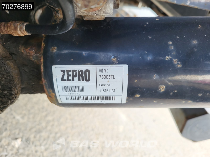 Mercedes-Benz Antos 2535 6X2 Lumikko L7 cooler ladebordwand Lift+Lenkachse Euro 6 - Рефрижератор: фото 3 Mercedes-Benz Antos 2535 6X2 Lumikko L7 cooler ladebordwand Lift+Lenkachse Euro 6 - Рефрижератор: фото 3