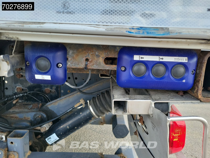 Mercedes-Benz Antos 2535 6X2 Lumikko L7 cooler ladebordwand Lift+Lenkachse Euro 6 - Рефрижератор: фото 5 Mercedes-Benz Antos 2535 6X2 Lumikko L7 cooler ladebordwand Lift+Lenkachse Euro 6 - Рефрижератор: фото 5