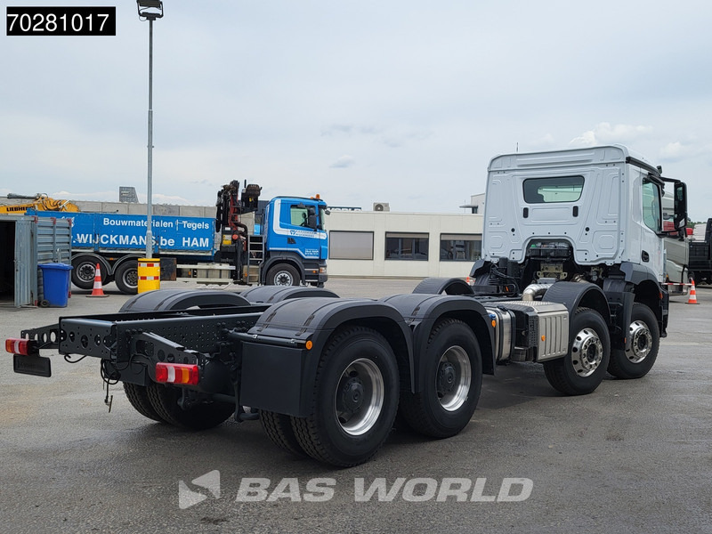 Mercedes-Benz Arocs 3743 8X4 NEW chassis Big-Axle Alcoa's Euro 6 - Грузовик-шасси: фото 5 Mercedes-Benz Arocs 3743 8X4 NEW chassis Big-Axle Alcoa's Euro 6 - Грузовик-шасси: фото 5