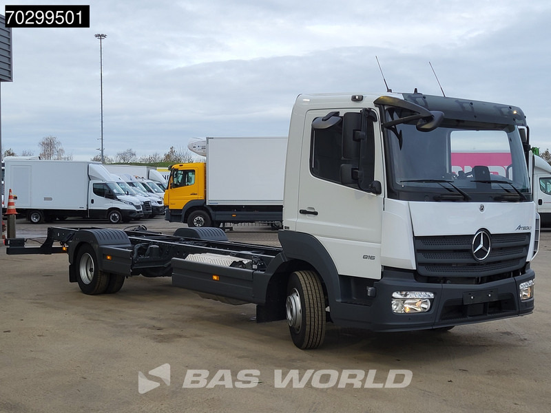 Mercedes-Benz Atego 816 Atego 4X2 LIKE NEW 8tons chassis Automatic PTO Euro 6 - Грузовик-шасси: фото 3 Mercedes-Benz Atego 816 Atego 4X2 LIKE NEW 8tons chassis Automatic PTO Euro 6 - Грузовик-шасси: фото 3