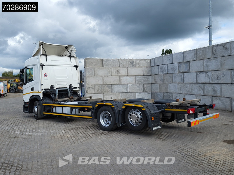 Scania G320 6X2 BDF Lift Axle Automatic Euro 6 - Грузовик-контейнеровоз/ Сменный кузов: фото 2 Scania G320 6X2 BDF Lift Axle Automatic Euro 6 - Грузовик-контейнеровоз/ Сменный кузов: фото 2