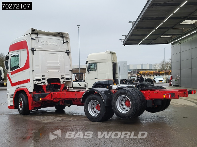 Scania R500 6X2 Chassis Retarder ACC Navi Liftachse Automatic Euro 6 - Грузовик-шасси: фото 2 Scania R500 6X2 Chassis Retarder ACC Navi Liftachse Automatic Euro 6 - Грузовик-шасси: фото 2
