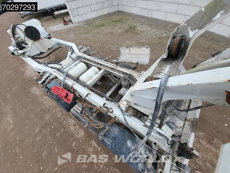 Полуприцеп бетоносмеситель Schwing-Stetter 71/320.AC3: фото 9 Полуприцеп бетоносмеситель Schwing-Stetter 71/320.AC3: фото 9