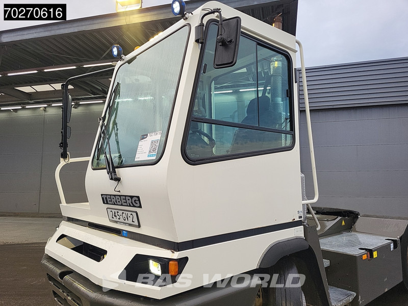 Terberg YT182 4X2 - Терминальный тягач: фото 2 Terberg YT182 4X2 - Терминальный тягач: фото 2
