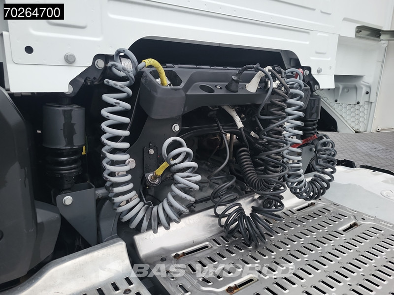 DAF XF 480 4X2 Mega 2xTanks ACC LED Euro 6 - Тягач: фото 2 DAF XF 480 4X2 Mega 2xTanks ACC LED Euro 6 - Тягач: фото 2