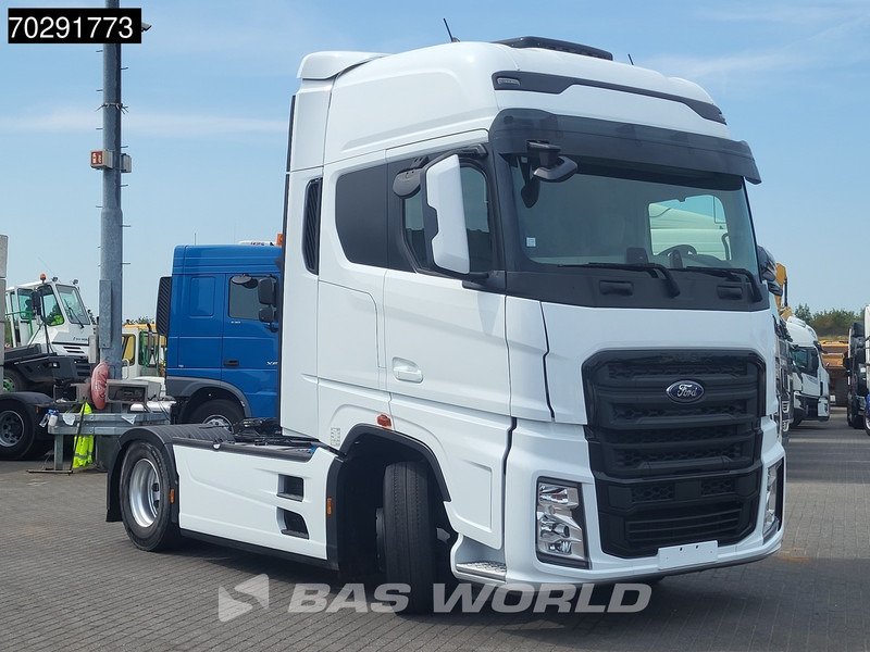Ford F-Max 500 4X2 Retarder 2xTanks Standklima Navi Euro 6 - Тягач: фото 3 Ford F-Max 500 4X2 Retarder 2xTanks Standklima Navi Euro 6 - Тягач: фото 3
