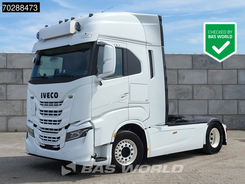 Iveco S-Way 510 S-Way 4X2 Full-Air 2xTanks Retarder Standklima Navi ACC LED Euro 6 - Тягач: фото 1 Iveco S-Way 510 S-Way 4X2 Full-Air 2xTanks Retarder Standklima Navi ACC LED Euro 6 - Тягач: фото 1