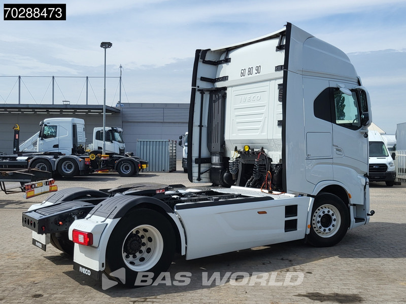 Iveco S-Way 510 S-Way 4X2 Full-Air 2xTanks Retarder Standklima Navi ACC LED Euro 6 - Тягач: фото 5 Iveco S-Way 510 S-Way 4X2 Full-Air 2xTanks Retarder Standklima Navi ACC LED Euro 6 - Тягач: фото 5