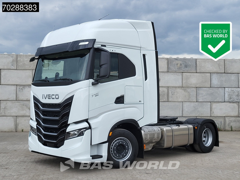 Iveco S-Way 580 4X2 2x Tanks ACC Standklima - Тягач: фото 1 Iveco S-Way 580 4X2 2x Tanks ACC Standklima - Тягач: фото 1