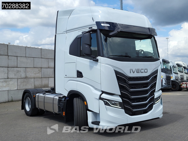 Iveco S-Way 580 4X2 NEW! 2x Tanks Navi ACC Standklima - Тягач: фото 3 Iveco S-Way 580 4X2 NEW! 2x Tanks Navi ACC Standklima - Тягач: фото 3