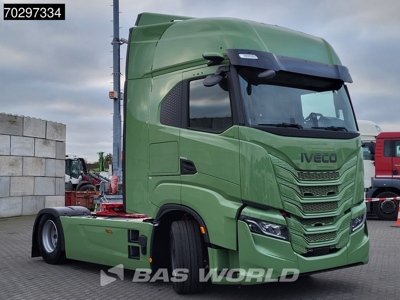 Iveco S-Way 580 4X2 NEW! Standklima Navi ACC LED Euro 6 - Тягач: фото 3 Iveco S-Way 580 4X2 NEW! Standklima Navi ACC LED Euro 6 - Тягач: фото 3