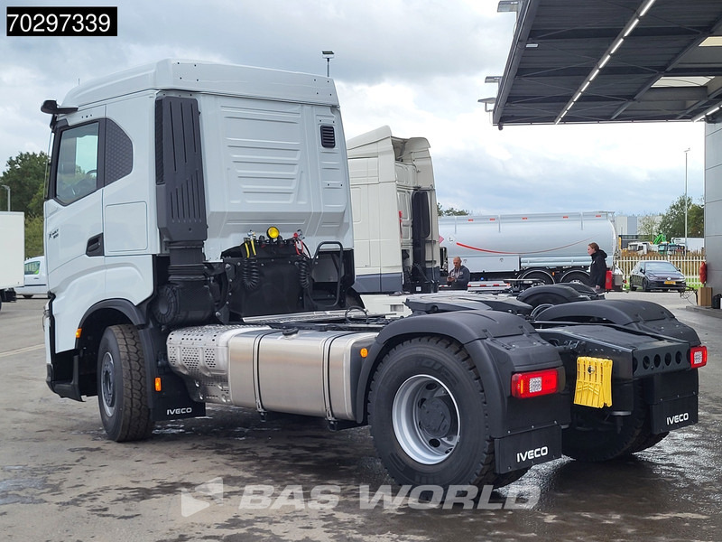 Iveco X-Way 500 4X2 NEW! Retarder Big-Axle Standklima MirrorCam Navi LED ACC Euro 6 - Тягач: фото 2 Iveco X-Way 500 4X2 NEW! Retarder Big-Axle Standklima MirrorCam Navi LED ACC Euro 6 - Тягач: фото 2